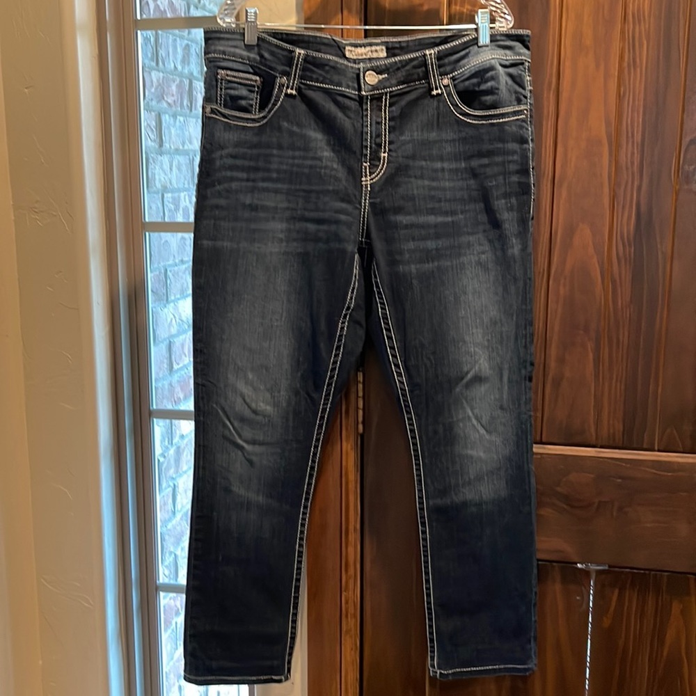 BKE Women’s Size 34 “Dakota” Skinny Jeans
